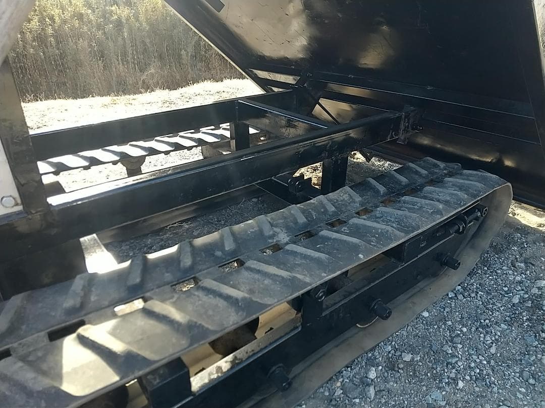 運搬車ミニクロM1000 手動ダンプ 最大積載量４００ｋｇ