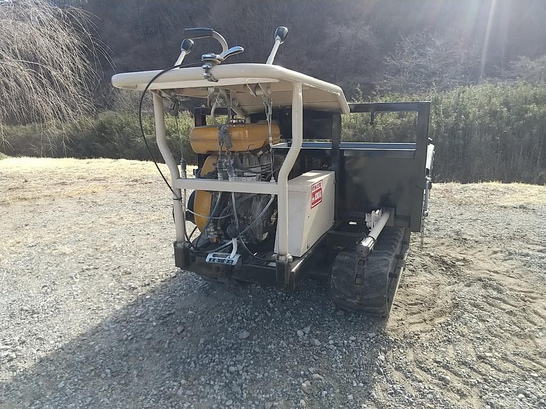 運搬車ミニクロM1000 手動ダンプ 最大積載量４００ｋｇ