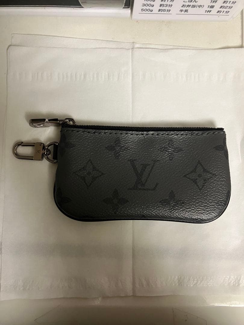 Louis Vuitton ケース グレー