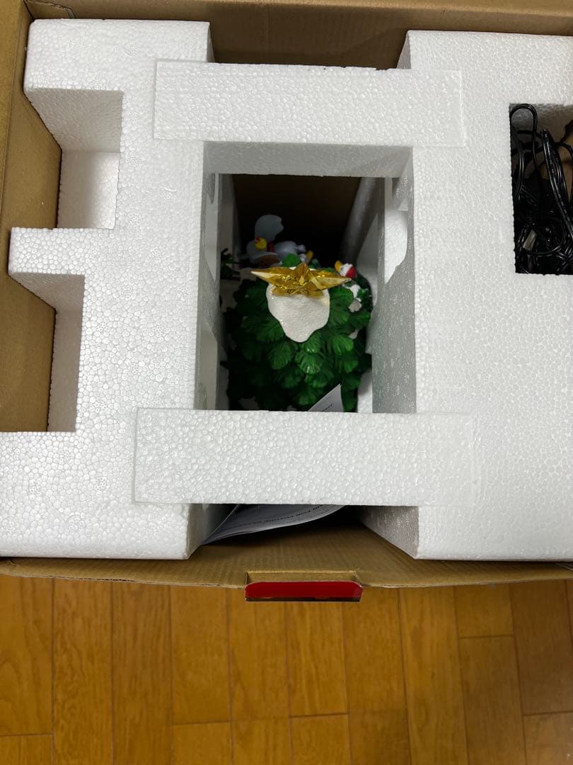 コストコ　ディズニー　クリスマスツリー イルミネーション