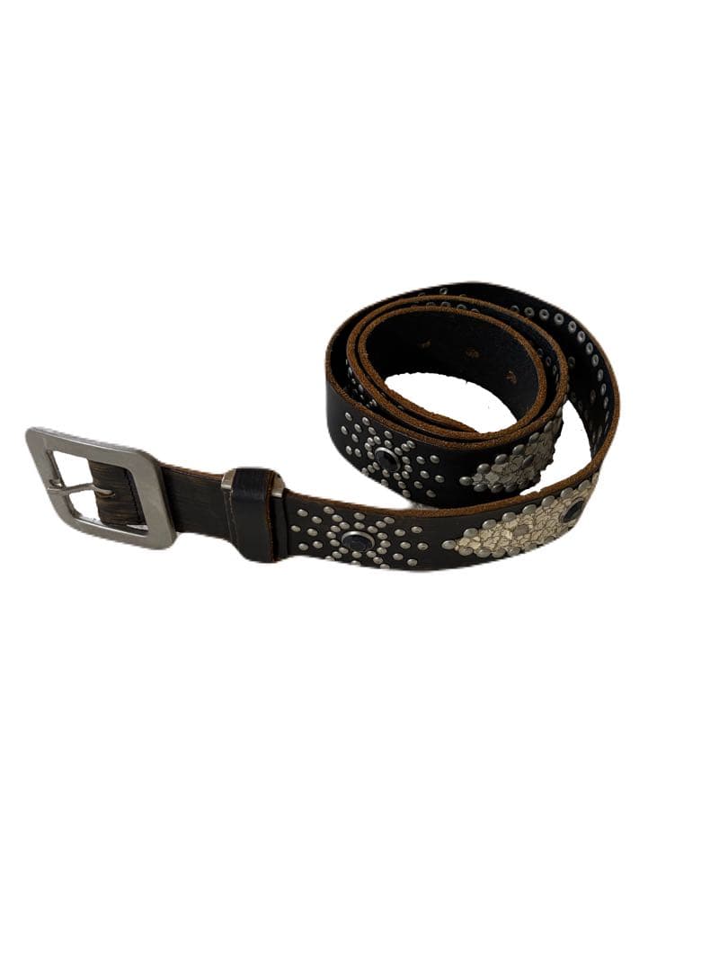 スタッツベルト　y2k 本革　レザースタッズベルト　HTC 円堂守