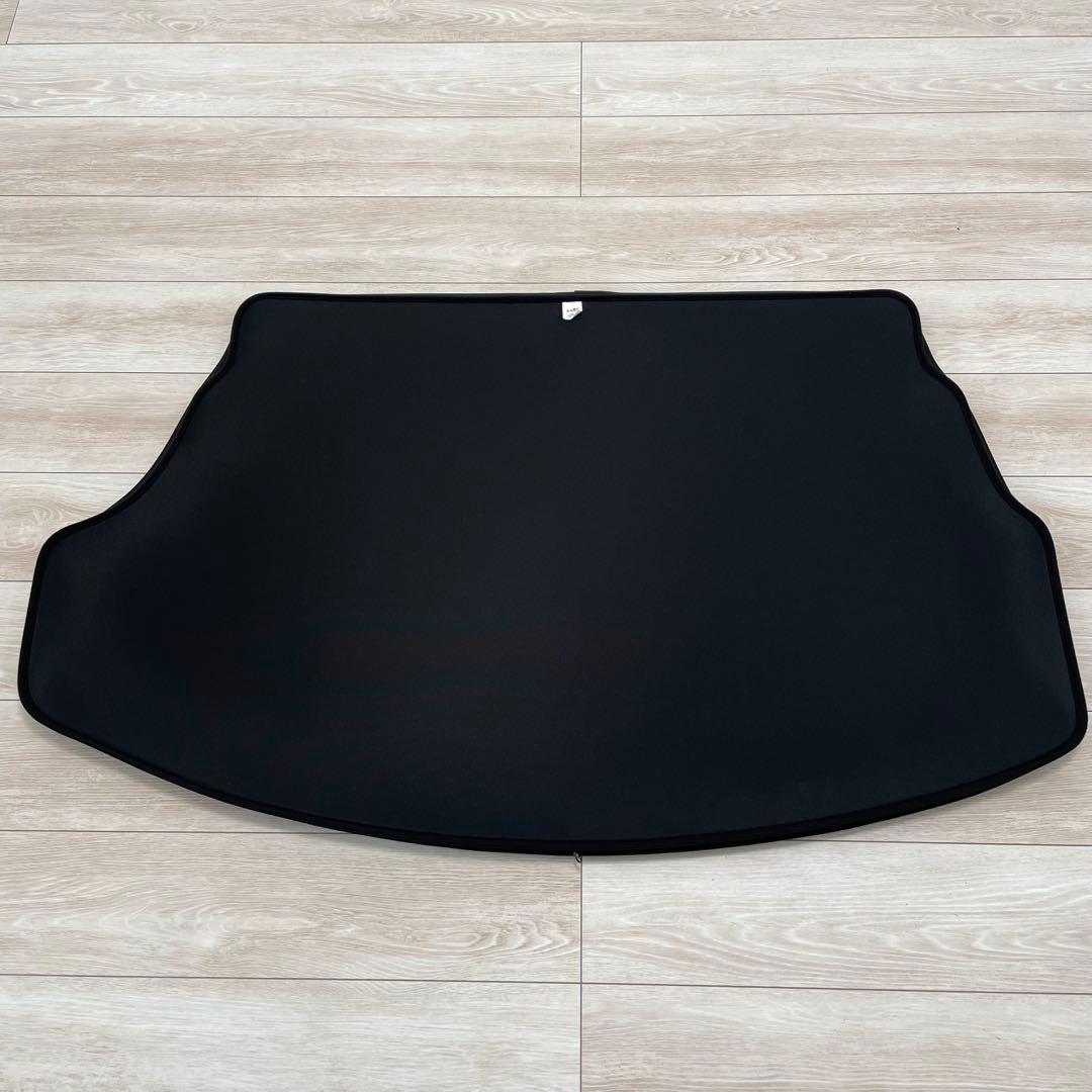 レクサスUX250h純正ラゲッジマット