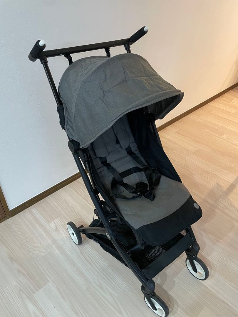 cyber サイベックス・リベル（軽量折りたたみ式ベビーカー）グレー