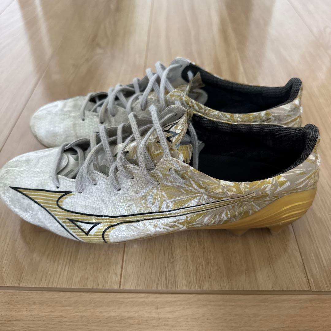 Mizuno サッカーシューズ ホワイト/ゴールド 26.5cm
