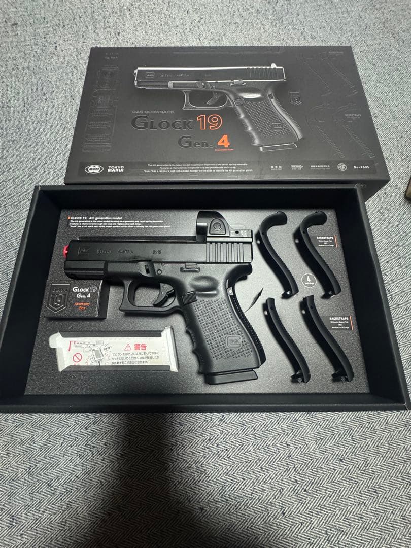 Glock 19 Gen 4 ガスガン タクティカルサイト付き