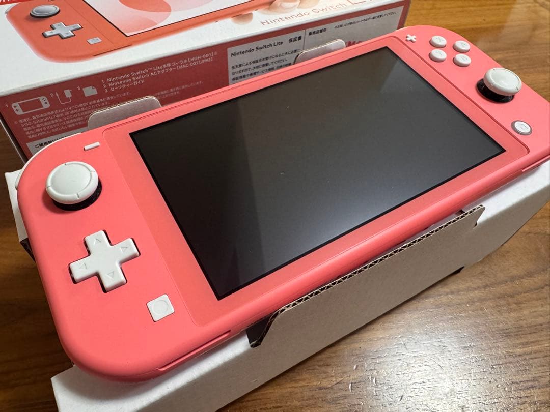 Nintendo Switch Lite ピンク 本体　スイッチライト