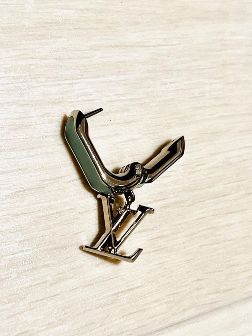 Louis Vuitton ミントグリーン ピアス(片耳用)
