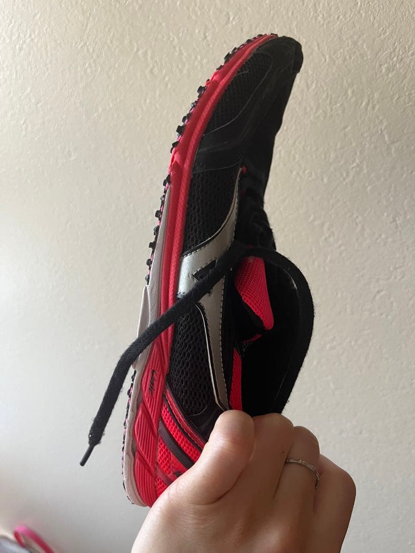 ミズノ　レーシングシューズ