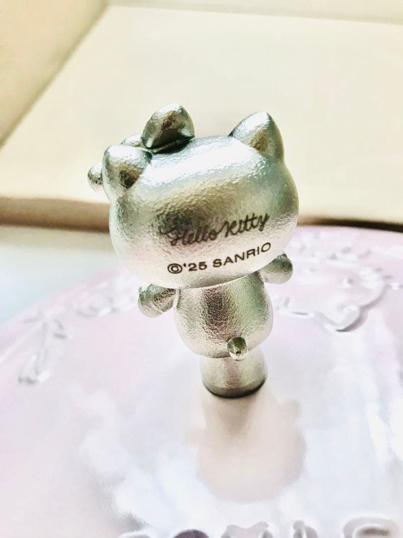 staub ストウブ 20cm ハローキティコラボ　ワナベ ソルベローズ