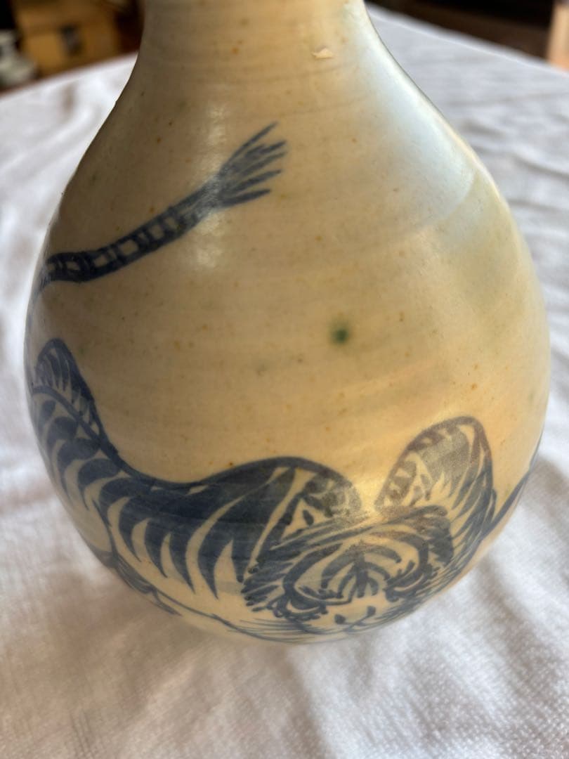 古伊万里　古染付 竹虎図 鶴首徳利　 花器 一輪挿し 時代物