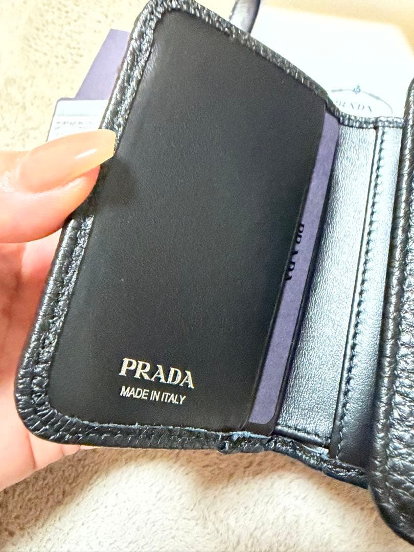 PRADA ミニウォレット 三つ折り財布 新品 ブラック