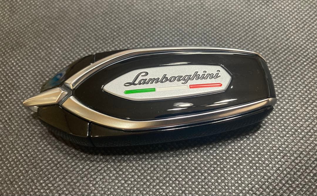 ランボルギーニ 次世代 最新型 純正 リモコンキー 新品未使用