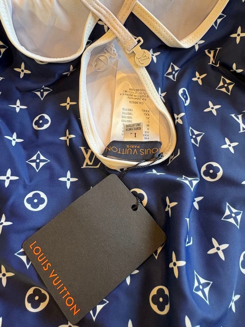 LOUIS VUITTON ワンピース水着