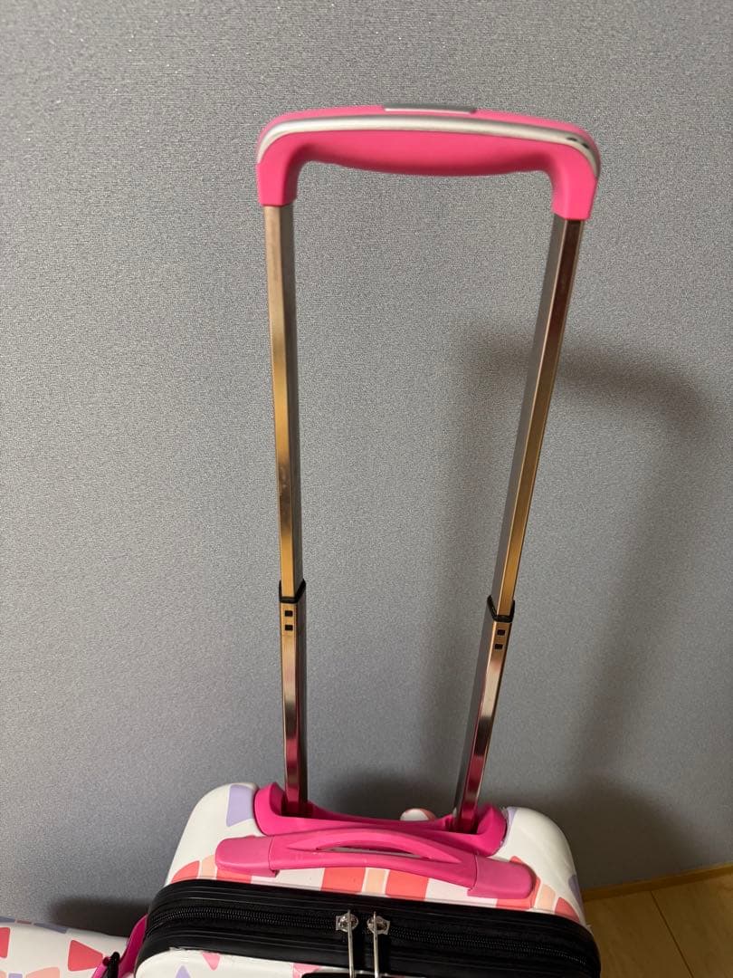 NORICCOノリッコ 子どもが乗れる スーツケース Mサイズ