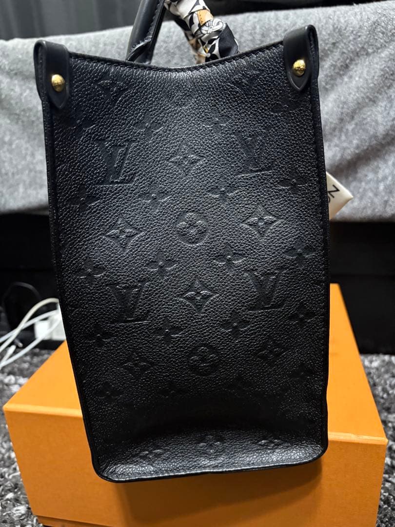 ダイちゃん　Louis Vuitton オンザゴーMM トートバッグ