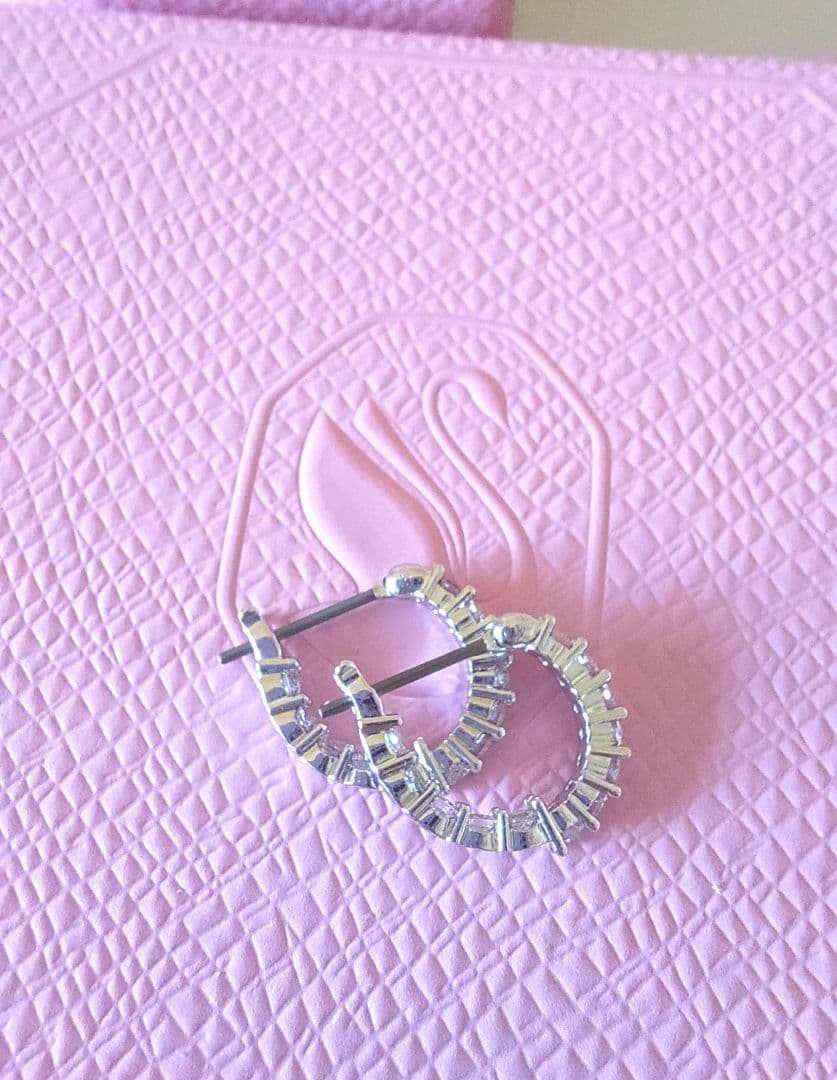 ほぼ新品SWAROVSKI Matrix Vittore ピアス スワロフスキー