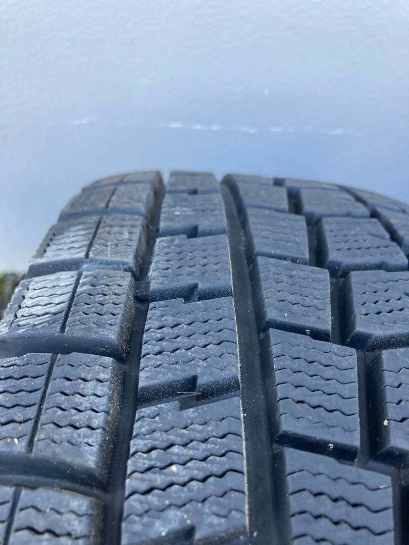 DUNLOP スタッドレスタイヤ 195/65R15 4本ホイール付セット　中古