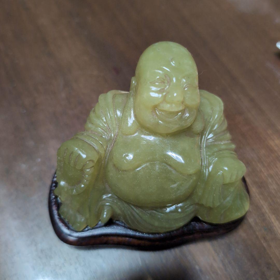 布袋様置物　翡翠　縁起物　七福神　台座付き