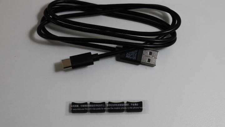 スマホスタビライザー　dji OSMO MOBILE6 20250206(YM)