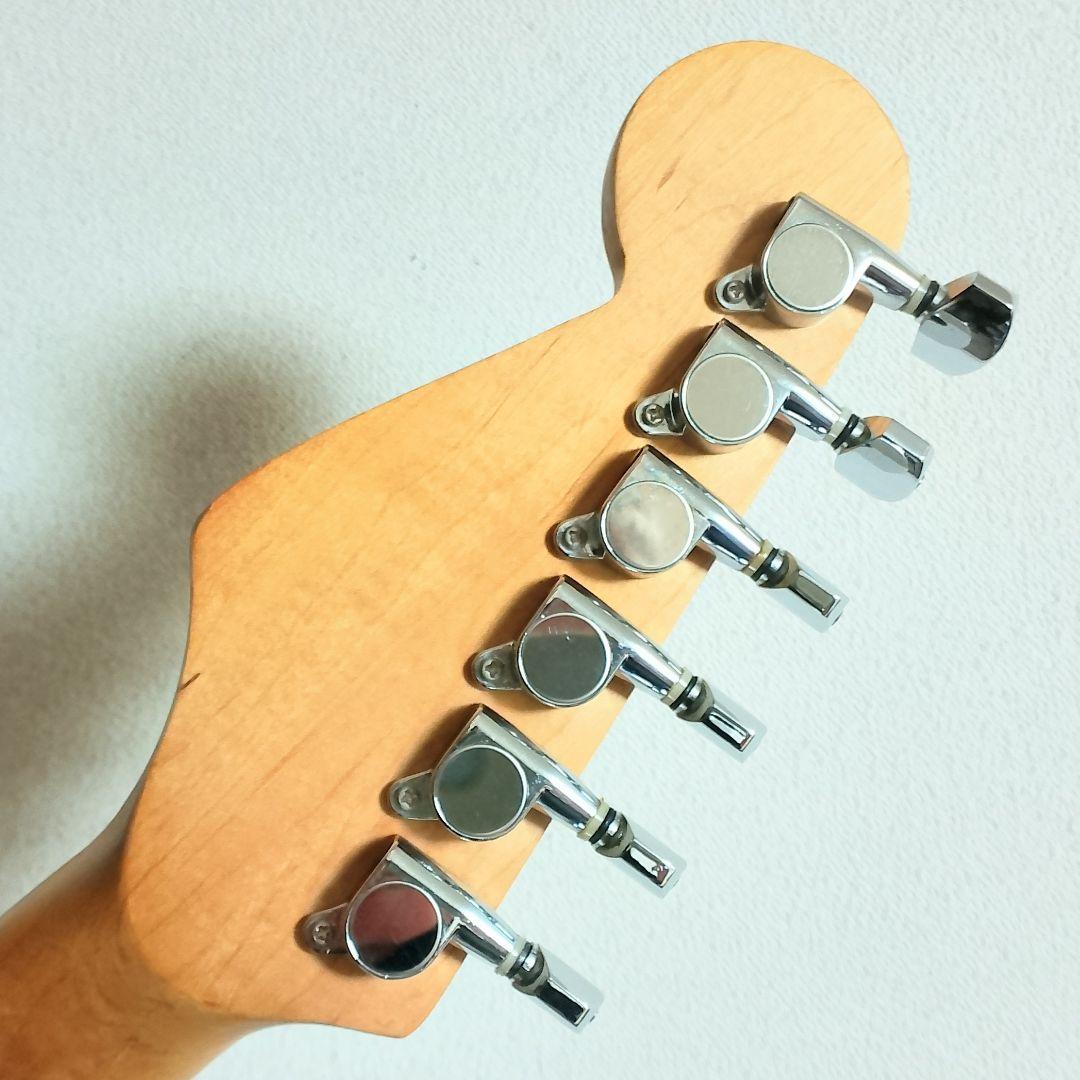 PhotoGenic　ストラトキャスタータイプ　エレキギター　弦は新品に交換済み