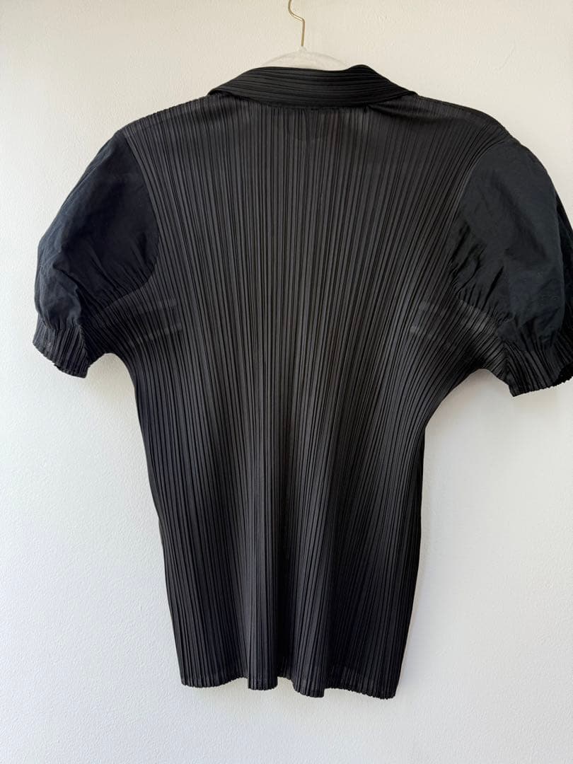 ISSEY MIYAKE 半袖 Tシャツ ブラック肩デザイン　半袖カットソー