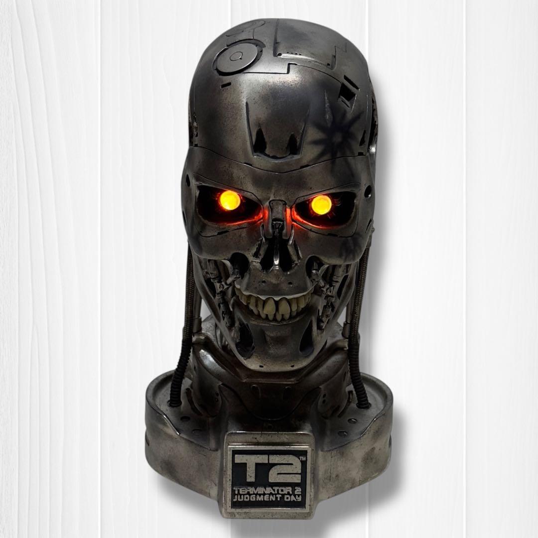 【希少品】T-800 ENDSKULL PROP REPLICA 1/1スケール