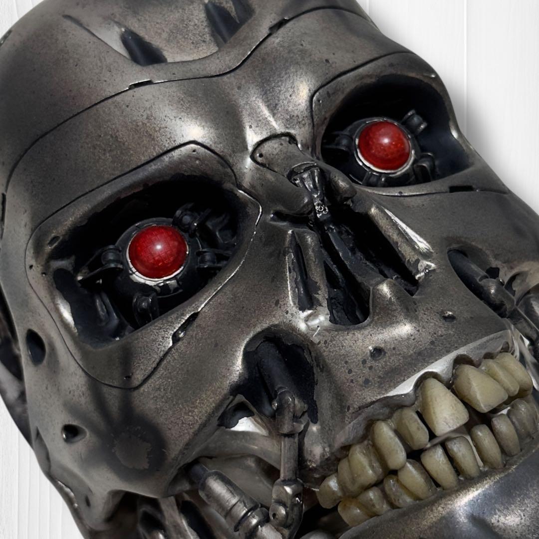 【希少品】T-800 ENDSKULL PROP REPLICA 1/1スケール