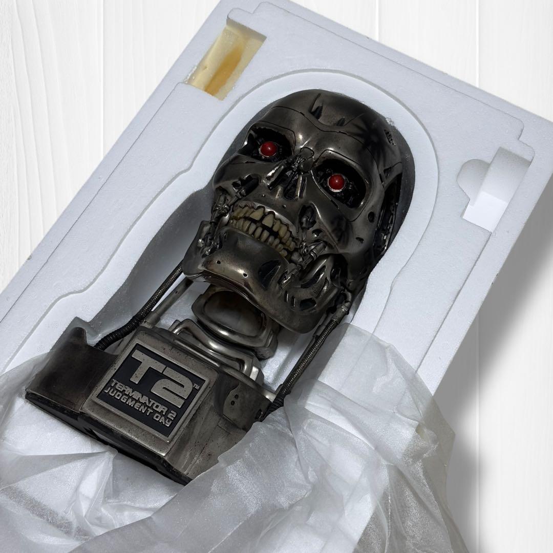 【希少品】T-800 ENDSKULL PROP REPLICA 1/1スケール