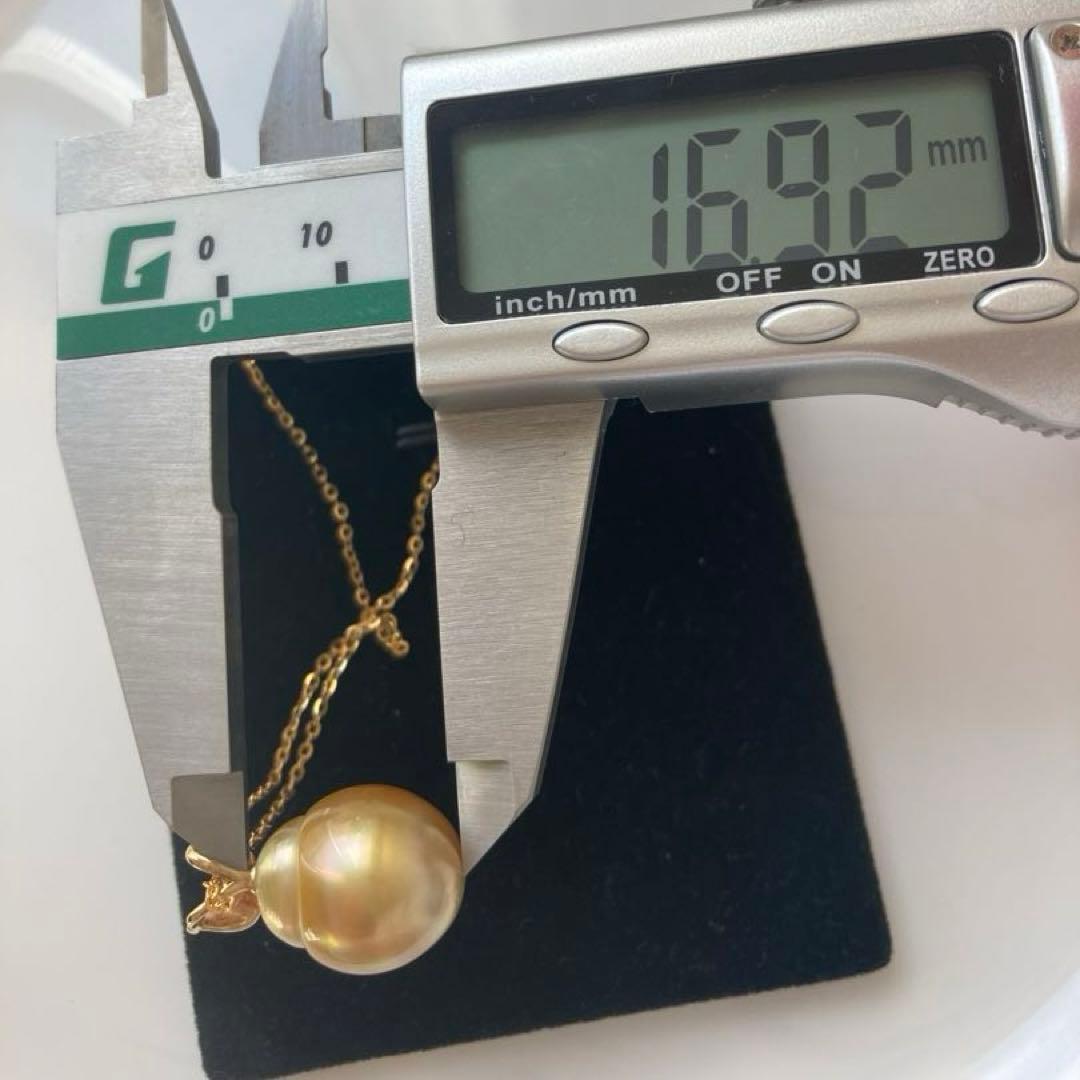 南洋真珠ゴールド13x16mmペンダント(18金)ネックレス(シルバー)