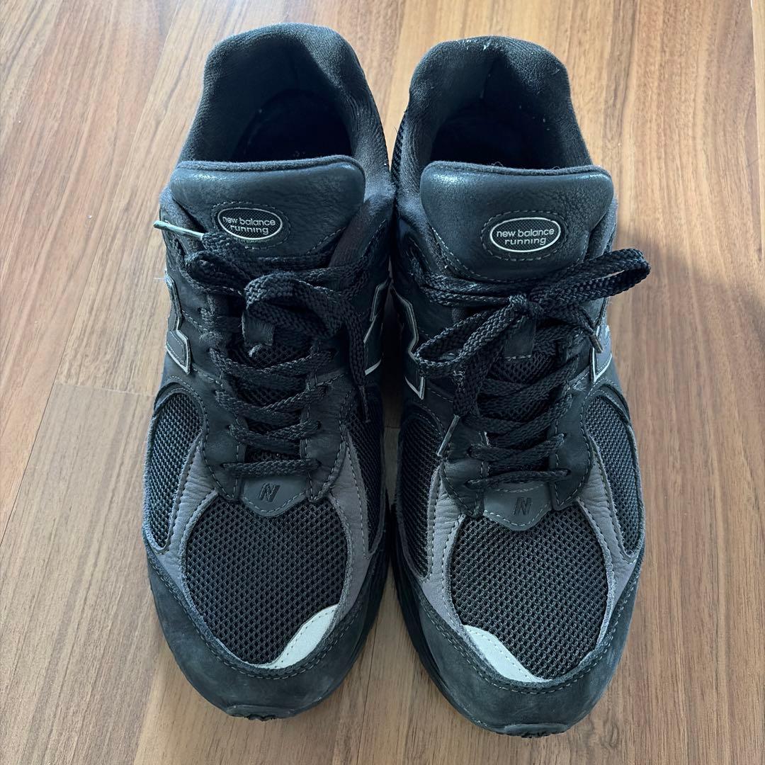 New Balance 2002R ブラック