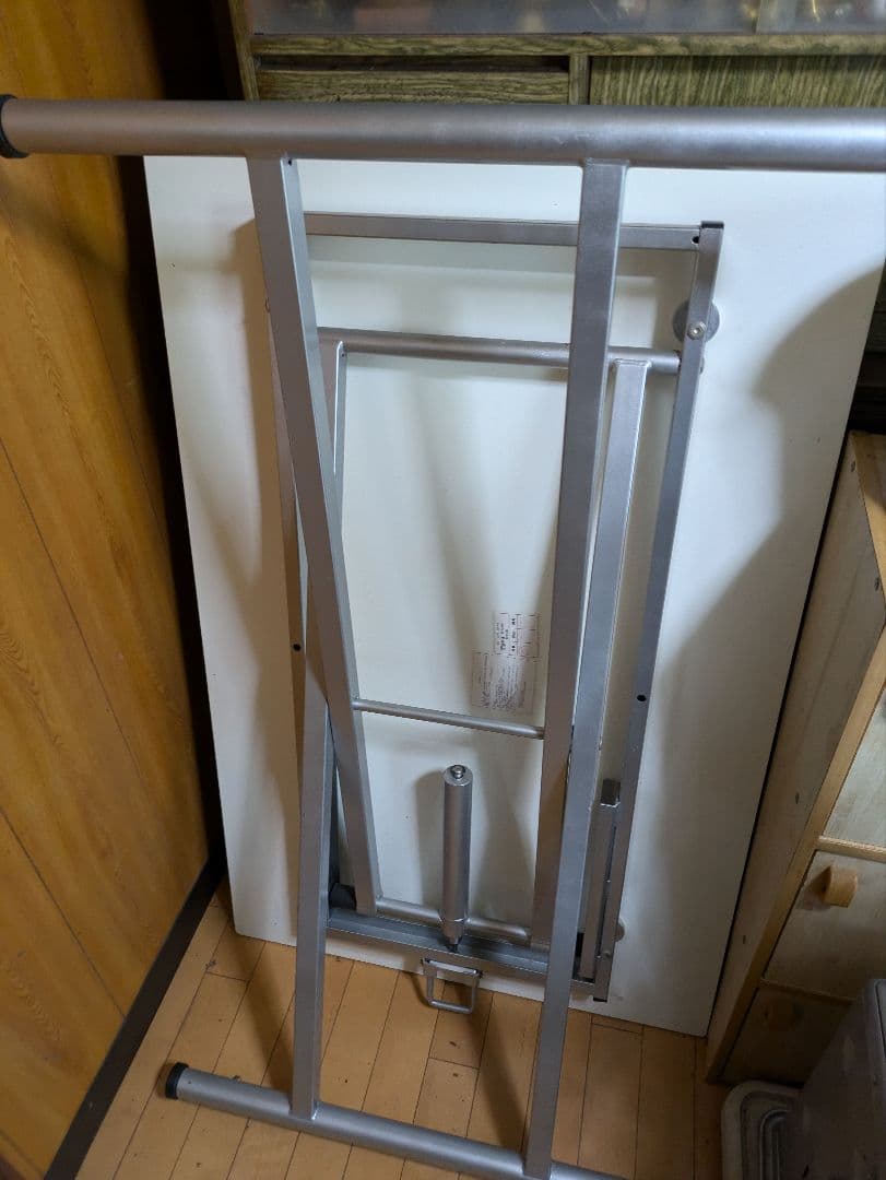 NITORI　昇降ガラステーブル