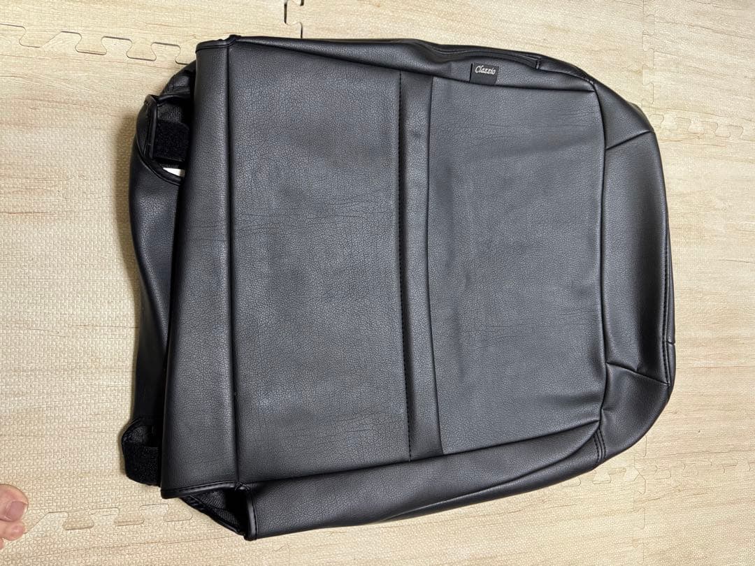 クラッツィオ シートカバー センターレザー　プリウス50系ZVW51 ZVW55