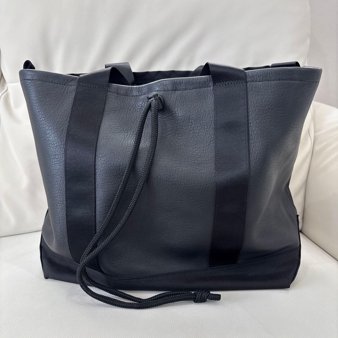 BURLAPOUTFITTER×ear ラージトートバッグ 撥水 A4対応