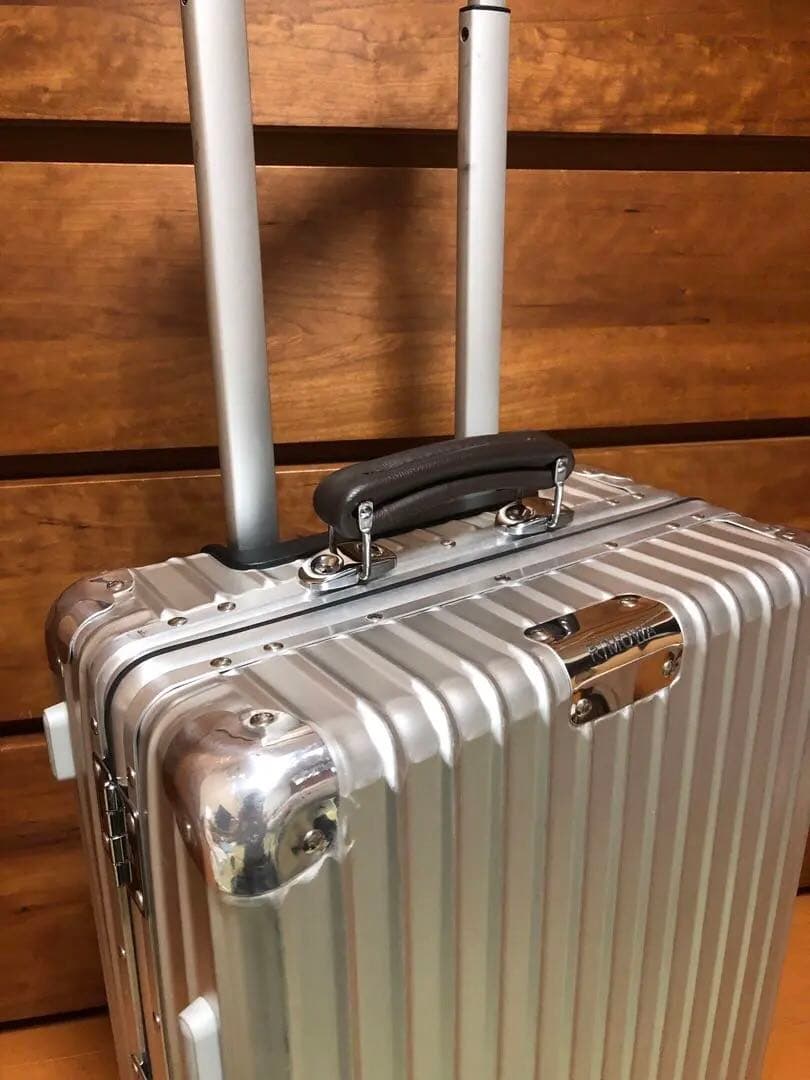 ☆ 極美品☆RIMOWAリモワ　Classc キャビンS 定価は226,600円