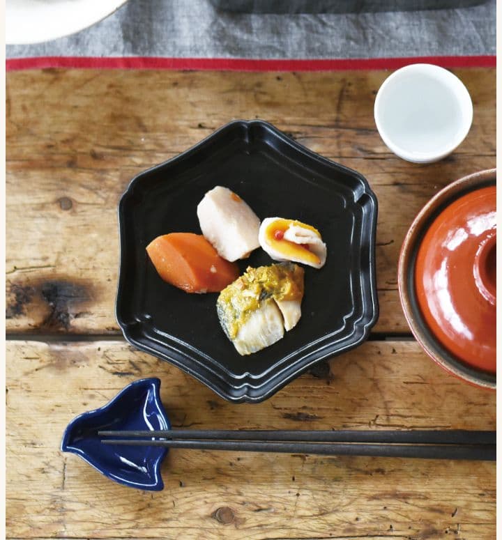 スタジオエム　椿　輪花皿　4点セット