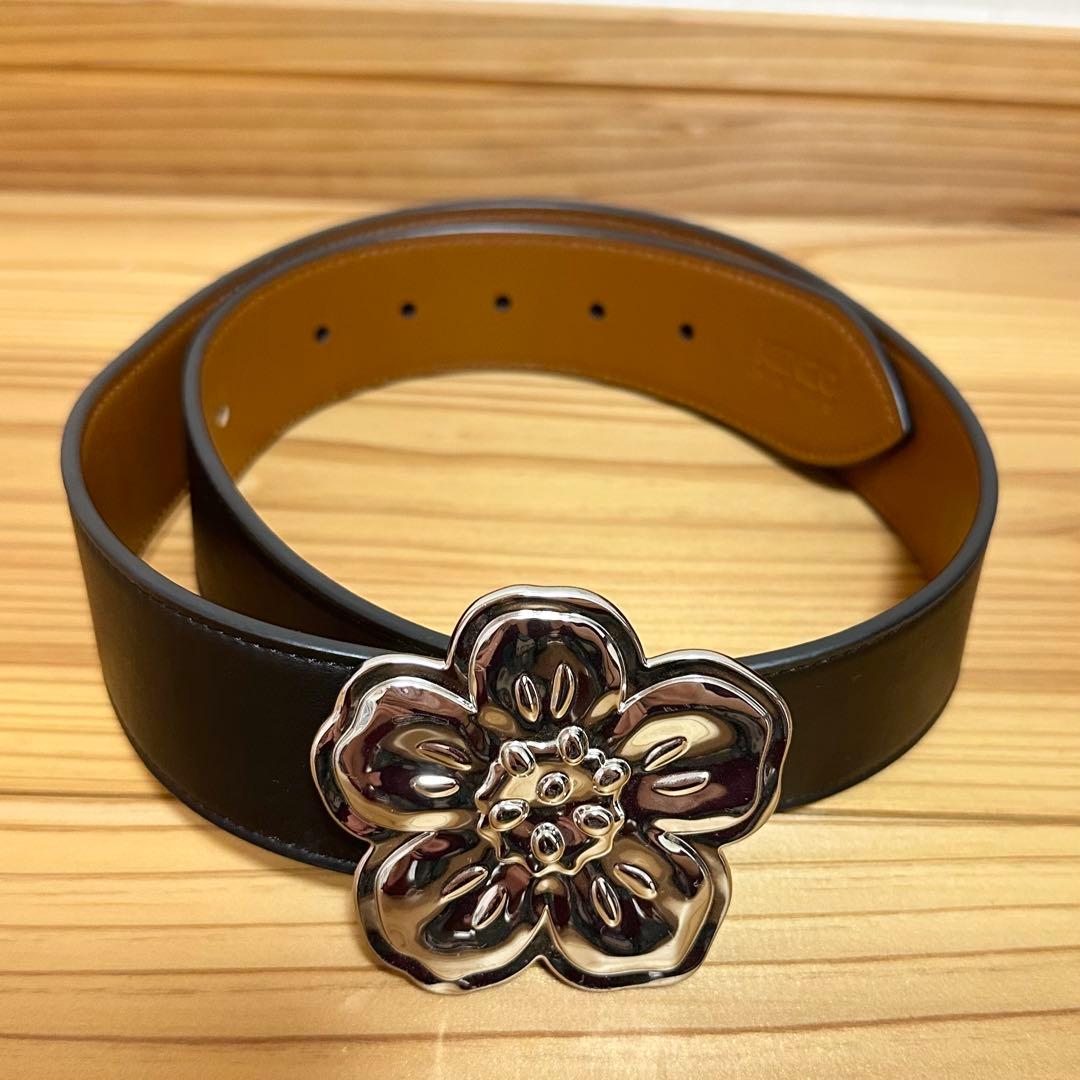 KENZO 花型バックル レザーベルト　ボケの花