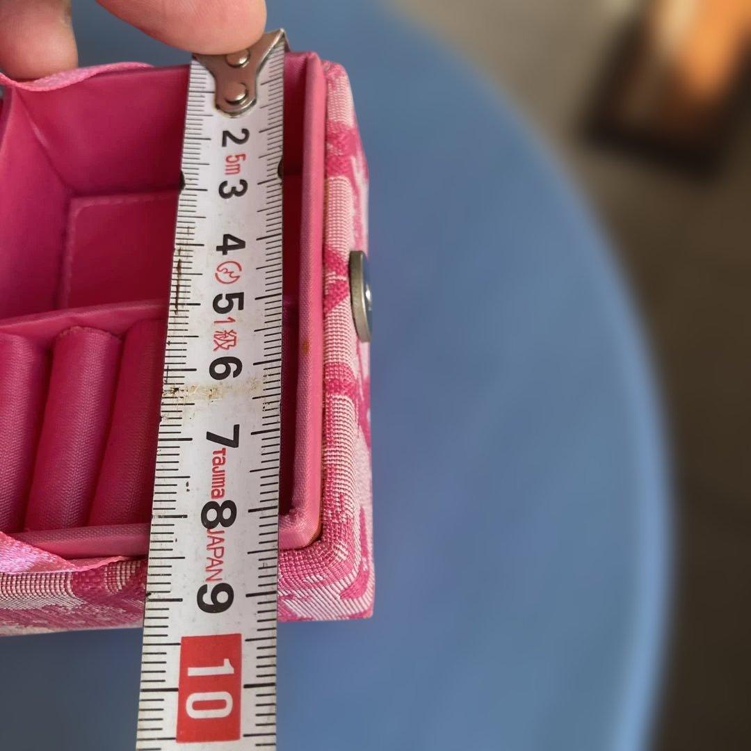 キティーちゃんアクセサリーケース