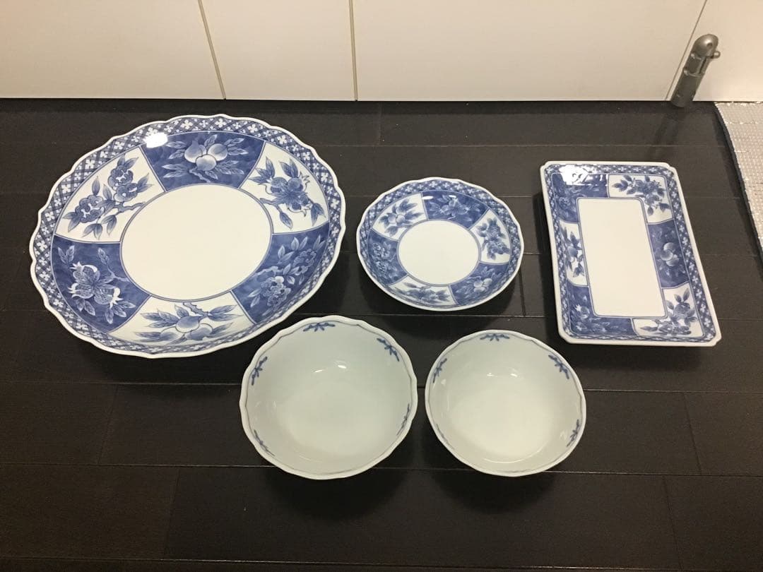☆未使用品☆【たち吉】大皿1・小皿5・角皿5・小鉢4・中鉢5（植物柄）