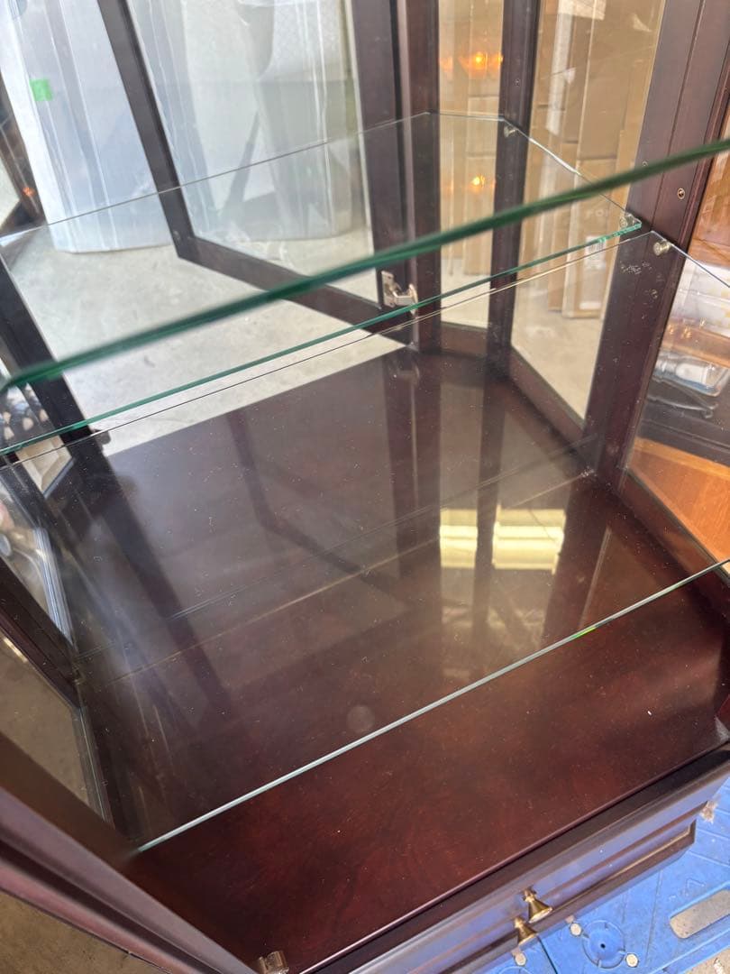 旭川 三陽家具工業 ガラスキャビネット ミラー付き飾り棚 照明付き