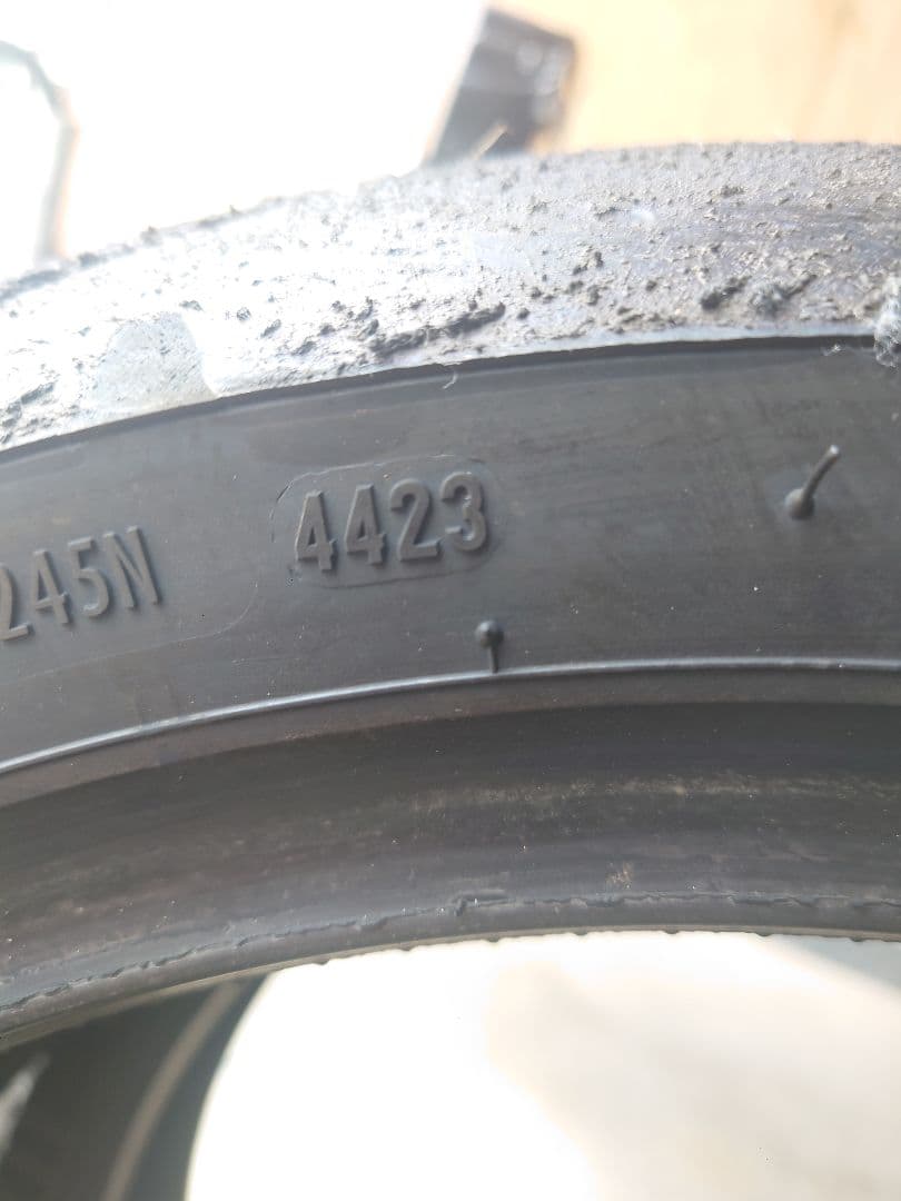 ピレリ スーパーコルサ v4 sc1 セット 120 200