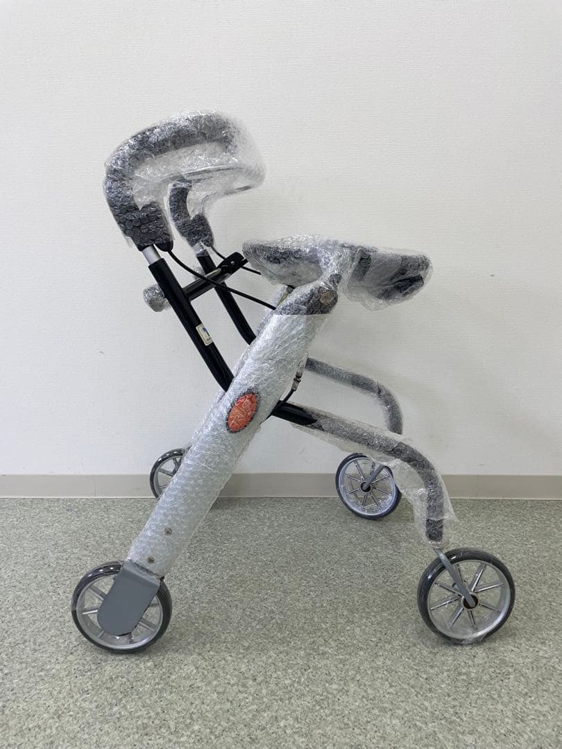 歩行車：レッツゴーミニ