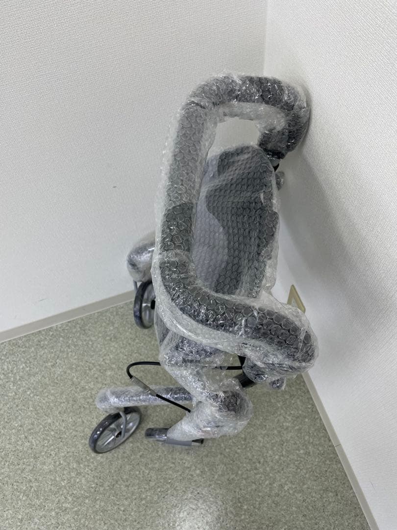 歩行車：レッツゴーミニ