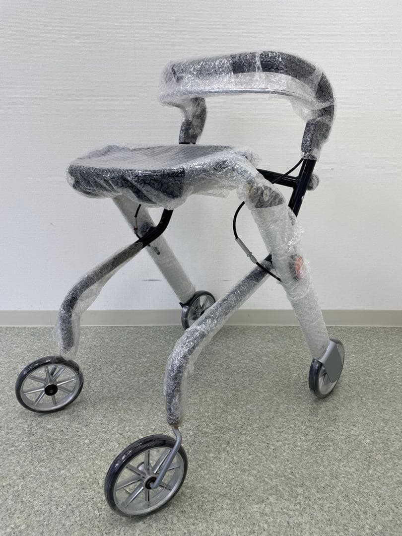 歩行車：レッツゴーミニ