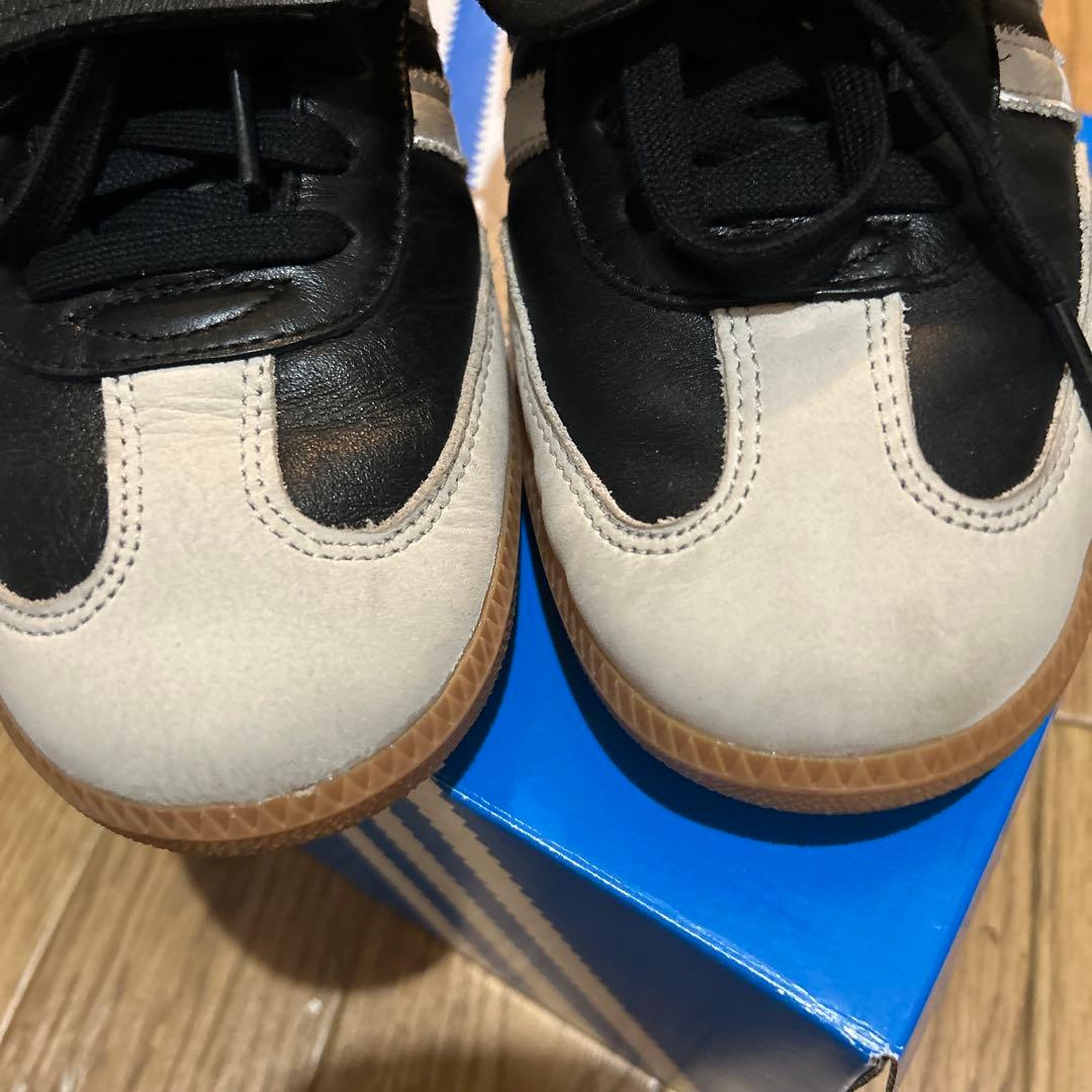美品　adidas アディダス　SAMBA LT 27.5