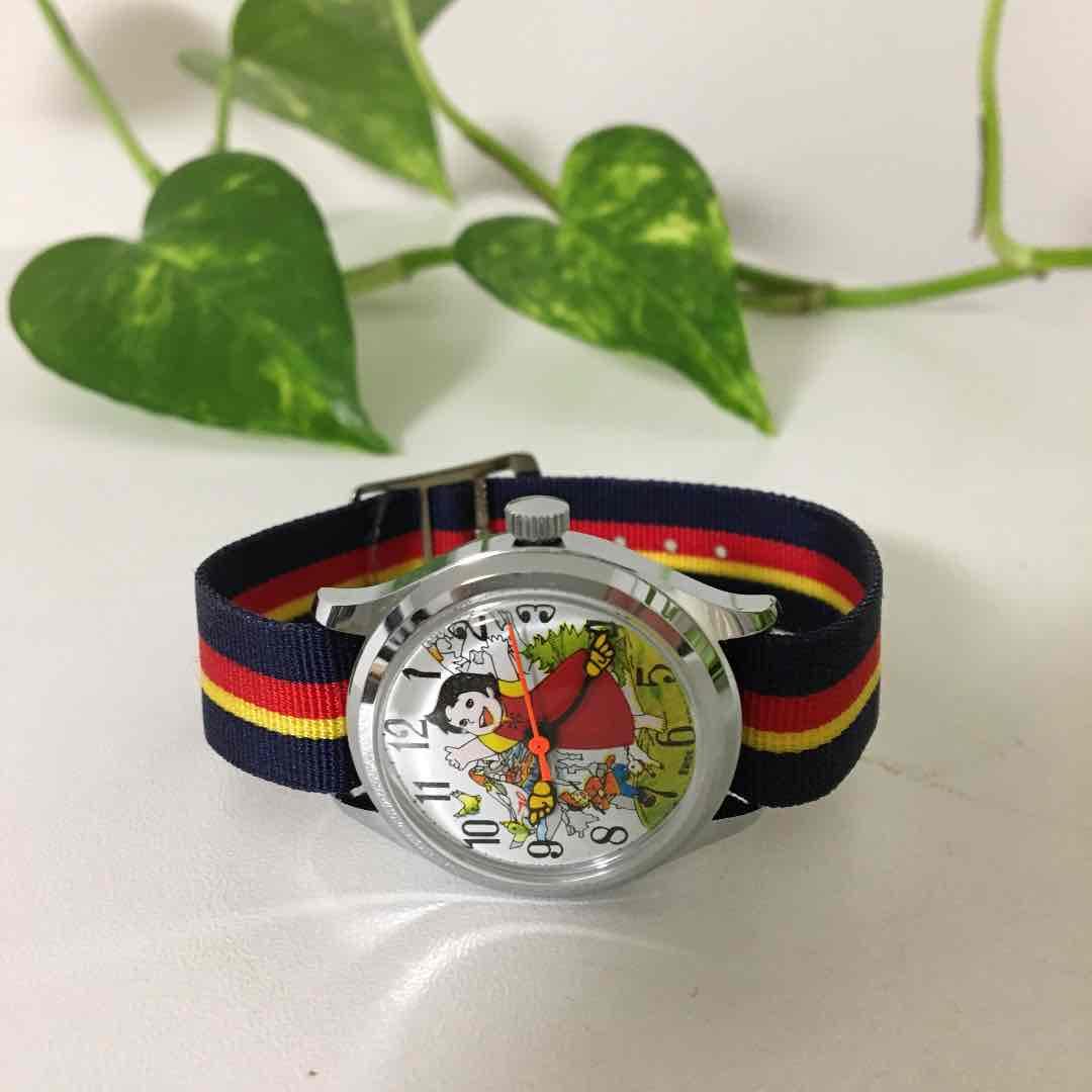 希少　レトロ　アルプスの少女ハイジ　　　　　　　　　　　　　　　腕時計（手巻き）