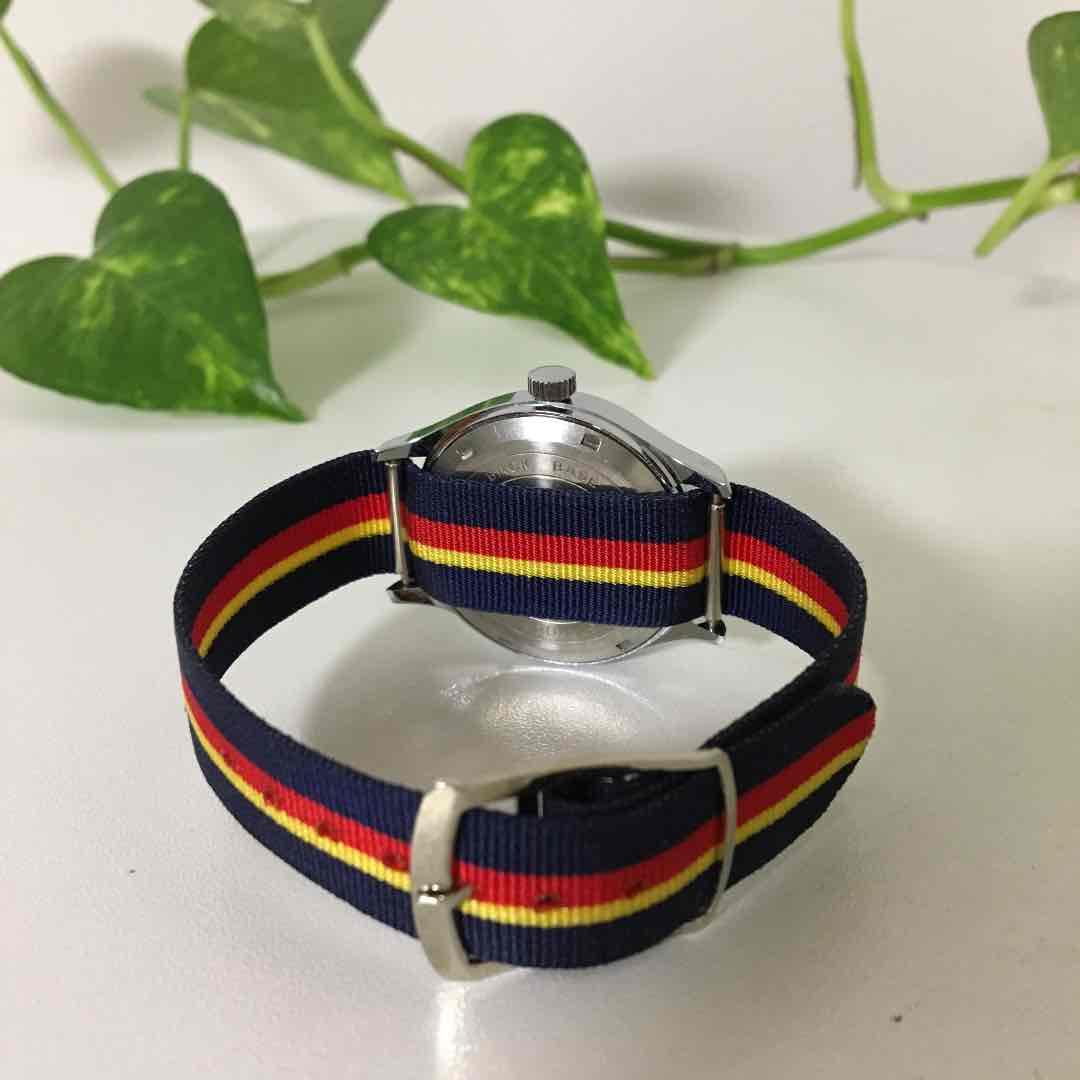 希少　レトロ　アルプスの少女ハイジ　　　　　　　　　　　　　　　腕時計（手巻き）