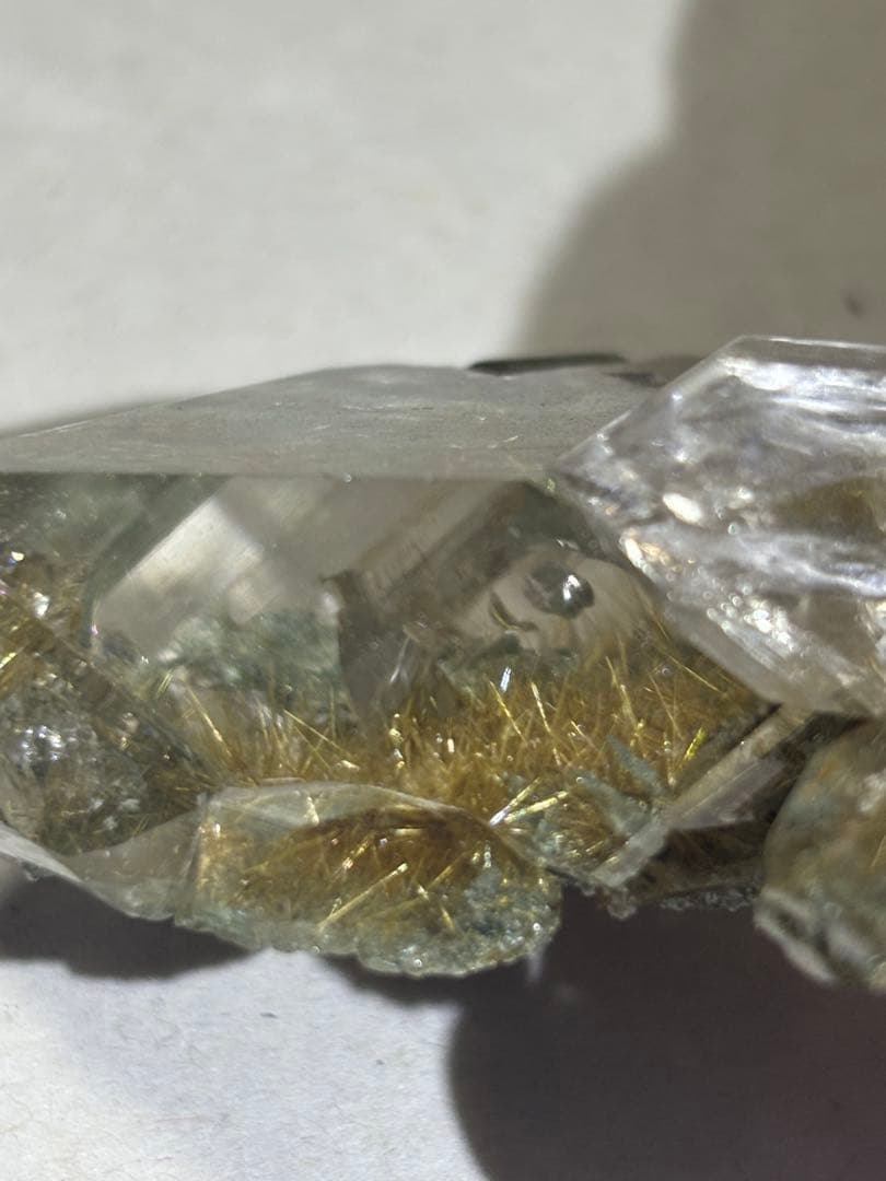 希少　マニハール水晶 ルチル共生 レコードキーパー多数　虹