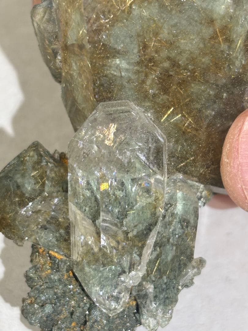 希少　マニハール水晶 ルチル共生 レコードキーパー多数　虹