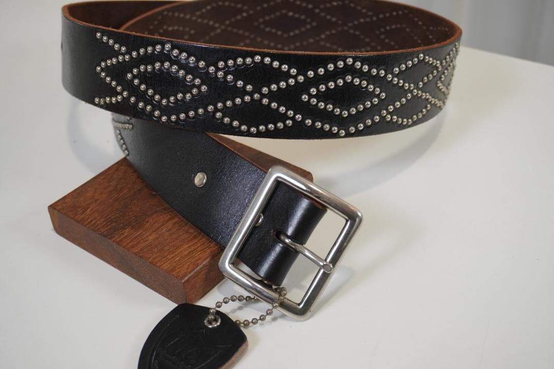 ◆・・ＨＴＣ・・◆　スタッヅベルト　　エイチティーシー 　Hollywood