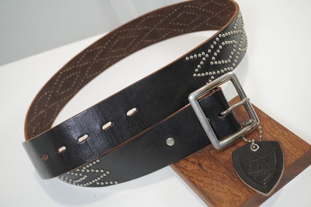 ◆・・ＨＴＣ・・◆　スタッヅベルト　　エイチティーシー 　Hollywood